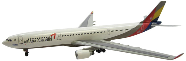 Dragon Wings Asiana Airlines A330-300 1/400 Diecast Model F-WWYE (HL7747)