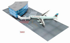 Air Canada Airbus A340-300 1/400 Scale Plane with Curved Terminal Building