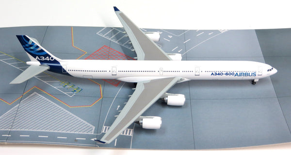Airbus Corporate A340-600 1/400 Model w/ Stand & Gears