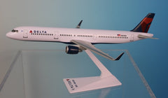 Flight Miniatures Delta Airlines Airbus A321-200 1/200 Scale Model with Stand