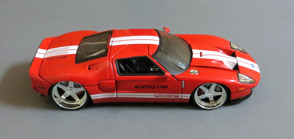2005 Glossy Red Ford GT 1/24 Scale Diecast Model by Jada