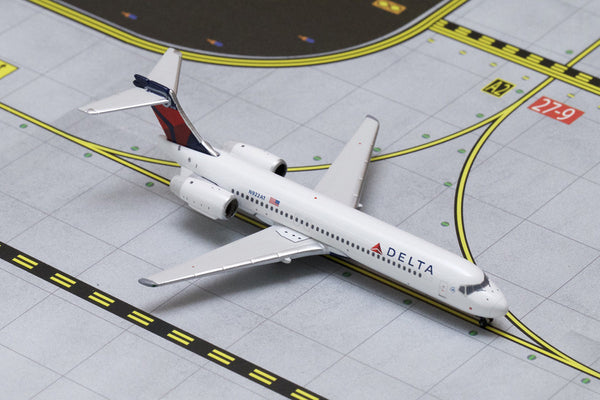 Gemini Jets Delta Airlines Boeing 717-200 1/400 Scale Diecast Plane Reg N922AT