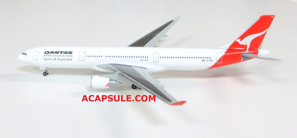 Herpa Qantas A330-300 1/500 Scale Diecast Model Reg. VH-QPG