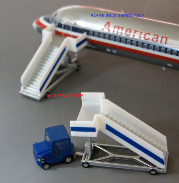Herpa HE551861 1/200 Scale Airport Passenger Stairs and Tractor Set
