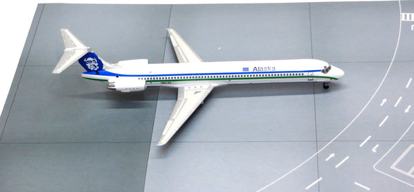 Jet-X Alaska Airlines MD-82 Flat Beaver Tail N941AS Diecast Model 1/400 Scale