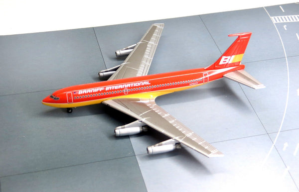 Jet-X Braniff Airways Boeing 720 Red Diecast Model 1/400 Scale w Stand