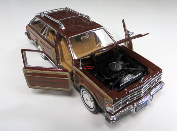 1/24 Scale Brown 1979 Chrysler Lebaron Wagon Diecast Model
