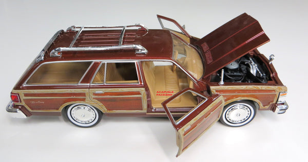 1/24 Scale Brown 1979 Chrysler Lebaron Wagon Diecast Model