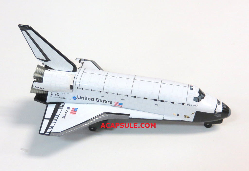 space shuttle discovery model