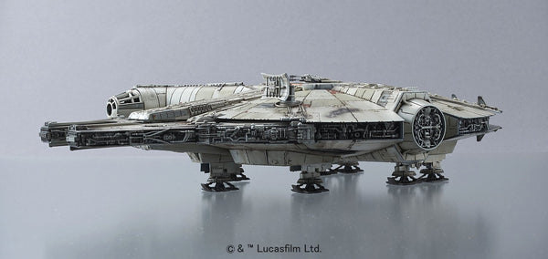 Millennium Falcon "Star Wars: The Force Awakens", Bandai Star Wars 1/144 Plastic Model
