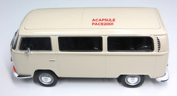 1/24 Scale White 1972 Volkswagen Bus T-2 Diecast Model