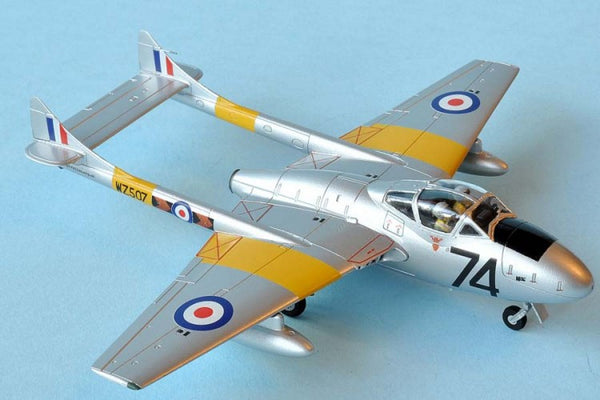 De Havilland Vampire T.11 1/72 Scale Model Kit