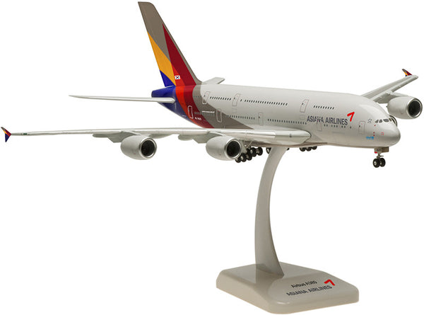 Hogan Wings Asiana Airlines A380 1/200 Model with Gears and Stand