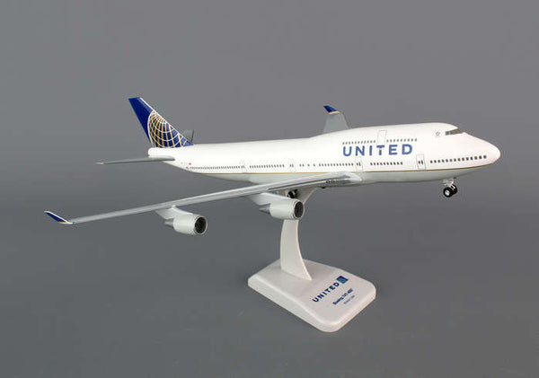 Hogan Wings United Airlines Boeing 747-400 1/200 Scale Model w Gears & Stand
