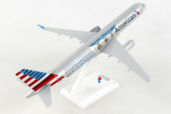 Skymarks SKR1114 American Airlines Flagship Valor 1/150 Scale Model with Stand