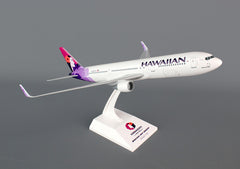 Skymarks Hawaiian Airlines 767-300 1/150 Scale Model Plane with Stand