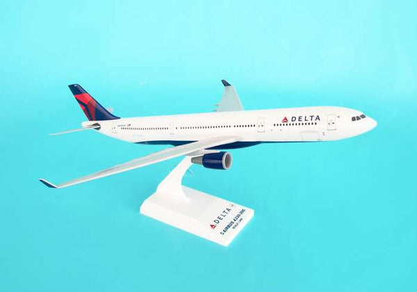 Skymarks Model Delta Airbus A330-300 1/200 Scale with Stand