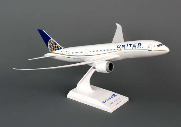 Skymarks Model United Airlines Dreamliner 787-8 1/200 Scale with Stand
