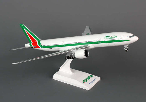 Skymarks Alitallia 777-200 1/200 Scale Model with Stand and Gears