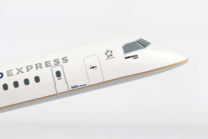 Bombardier CS-100 Corporate Model, Skymarks 1:100 Maquette D'agence - Collection Bombardier CS-100 Corporate Model, Skymarks 1:100 Maquette D'agence - Collection