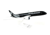 Skymarks Model Air New Zealand Boeing 787-9 1/200 Scale with Stand Reg ZK-NZE