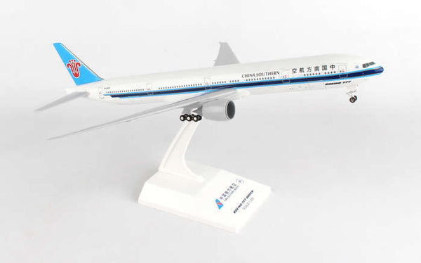 Skymarks China Southern Boeing 777-300 1/200 Scale Plane with Stand and Gears