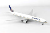 Skymarks United Airlines 777-300 1/200 Scale with Stand & Gears SKR900