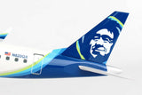 Skymarks Alaska Horizon Embrarer E175 1/100 Scale Plane with Stand Reg N620QX