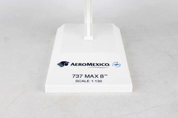 Skymarks Model Aeromexico Boeing 737 Max 8 1/130 Scale with Stand