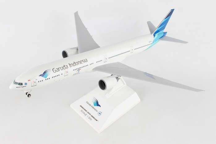 Skymarks Garuda Indonesia Boeing 777-300 ER 1/200 Scale Plane with 